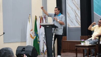 Bupati Tangerang silaturahmi Ramadan dengan atlet KONI, beri motivasi dan target juara pada Porprov Banten 2026 di Tangerang Selatan.