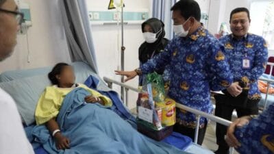 Bupati Tangerang Maesyal Rasyid meninjau RSUD Balaraja guna memastikan kesiapan layanan kesehatan jelang Idulfitri 1447 H.