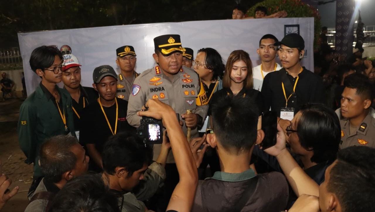 Midnight Run Ramadan di Tigaraksa digelar Polresta Tangerang dan BEM untuk ajak pemuda berolahraga dan cegah kenakalan remaja.
