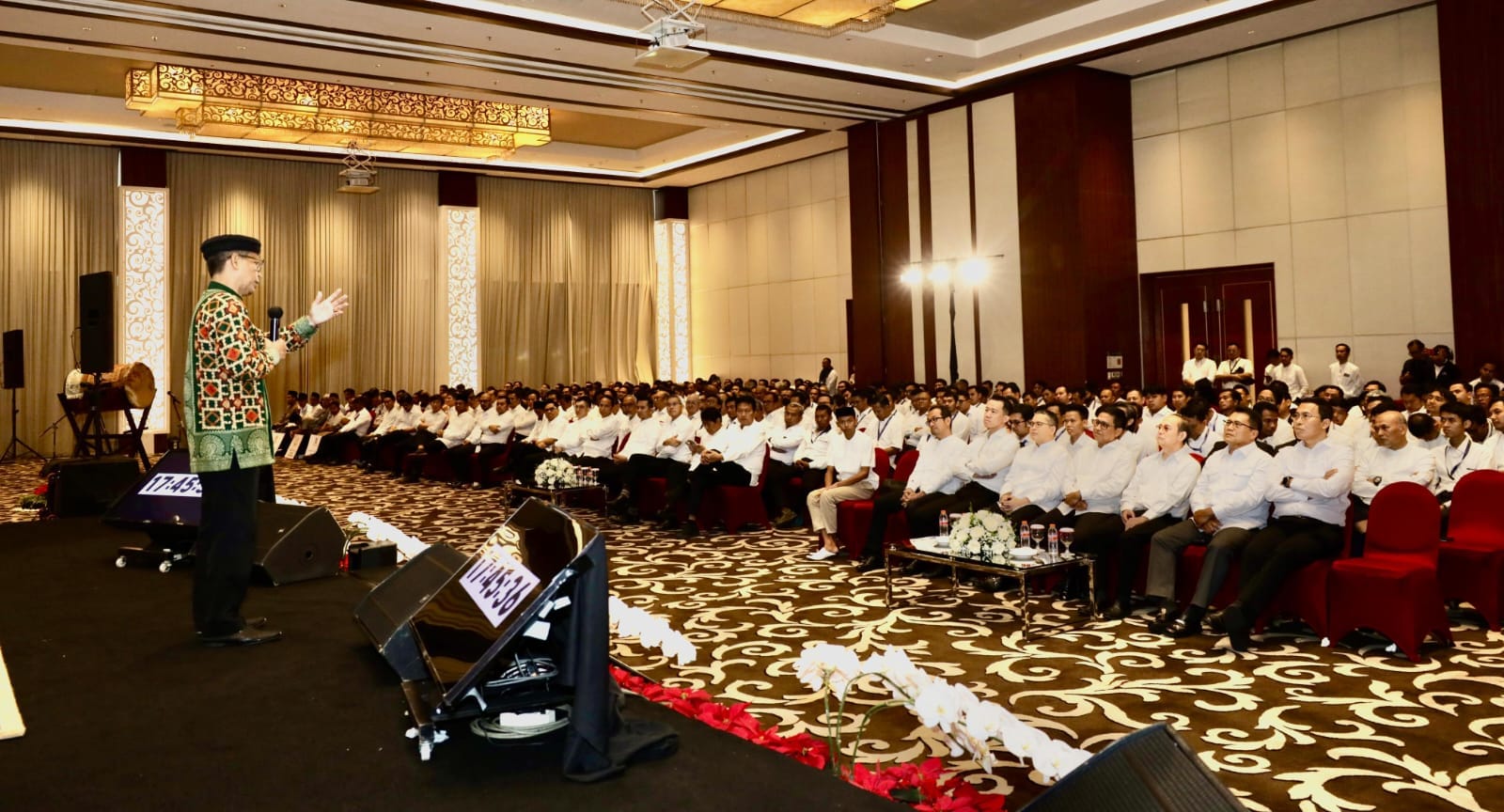 600 karyawan Paramount Enterprise buka puasa bersama di Atria Hotel Gading Serpong sebagai ajang silaturahmi dan kebersamaan Ramadan.