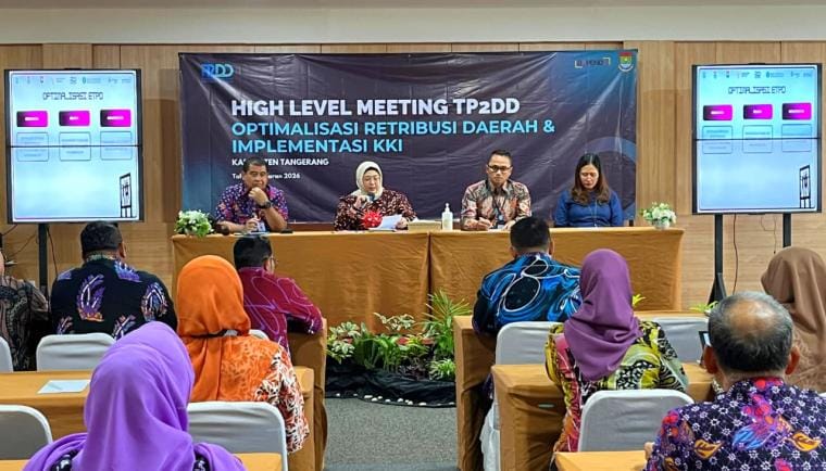 Pemkab Tangerang bahas digitalisasi pajak dan retribusi daerah dalam High Level Meeting TP2DD, termasuk penyempurnaan WEB Register.