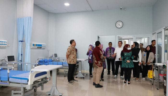 Wabup Tangerang Intan Nurul Hikmah tinjau RS Insan Nusantara Rajeg dan dorong percepatan kerja sama BPJS agar segera layani warga.
