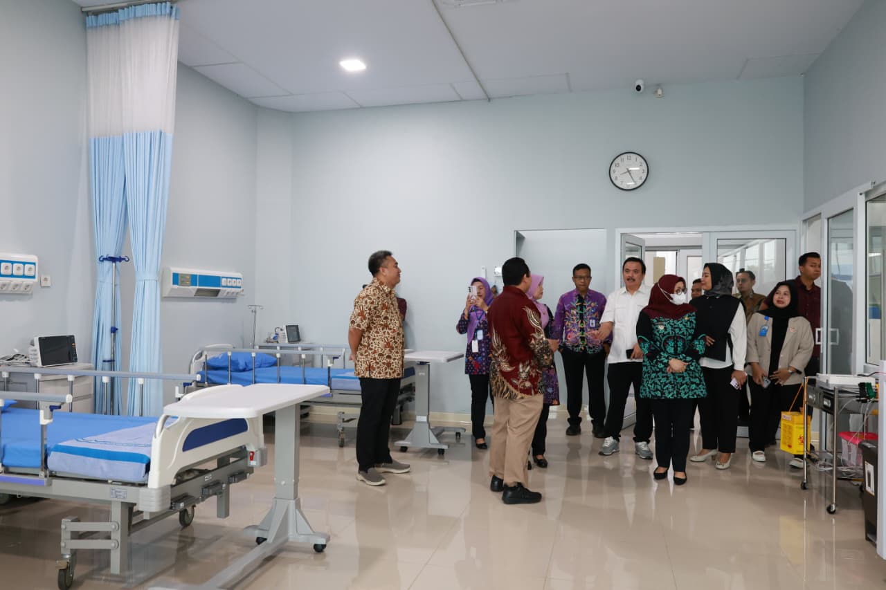 Wabup Tangerang Intan Nurul Hikmah tinjau RS Insan Nusantara Rajeg dan dorong percepatan kerja sama BPJS agar segera layani warga.