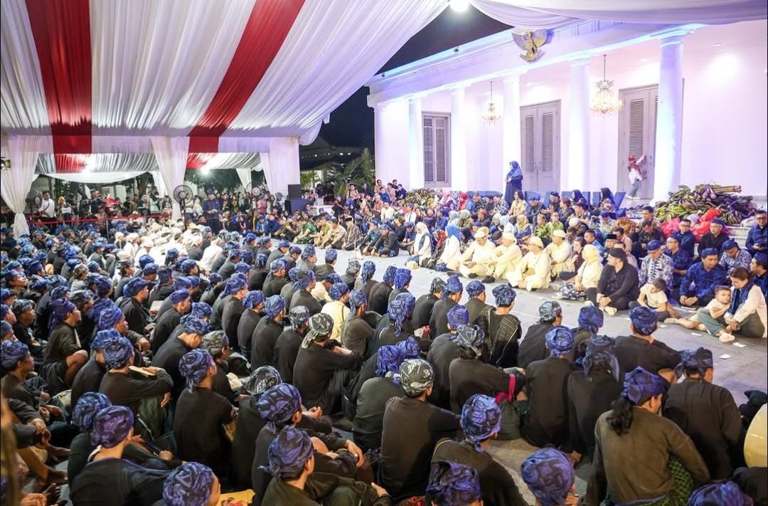 Sebanyak 1.552 warga Baduy menyampaikan pesan pelestarian lingkungan kepada Gubernur Banten dalam Seba Baduy 2026.