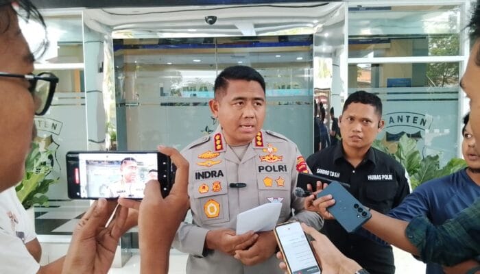 Polisi tangkap pria di Tangerang terkait kasus asusila bermodus ruqyah. Empat remaja dilaporkan jadi korban.