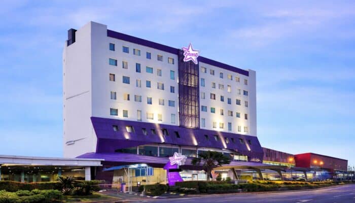 Fame Hotel Gading Serpong hadir dengan konsep consciously fun, stylish, instagrammable, dan terjangkau untuk traveler modern.