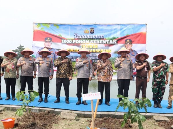 Groundbreaking Jembatan Merah Putih di Pasar Kemis, Polresta Tangerang Tanam 1.000 Pohon