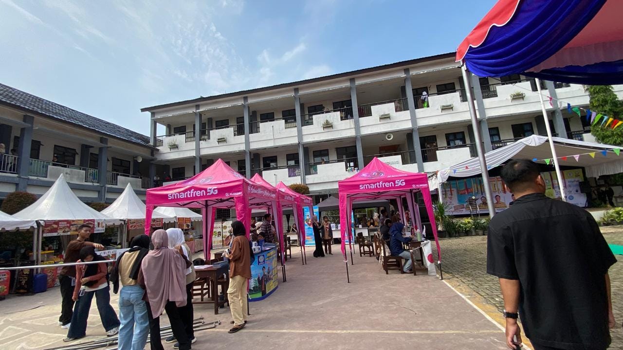 SMKN 5 Tangsel membuka peluang kerja ke Jepang, Korea Selatan, dan Taiwan lewat Nilfest 2026 bersama mitra LPK.