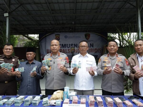Polda Banten dan BI Musnahkan Uang Palsu, Ini Rinciannya