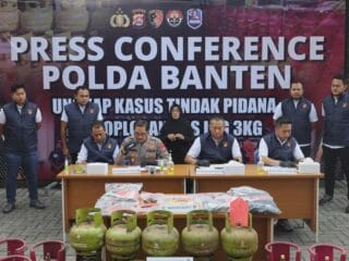 Polisi Ungkap Praktik Oplosan LPG Subsidi di Lebak, Produksi 80 Tabung per Hari