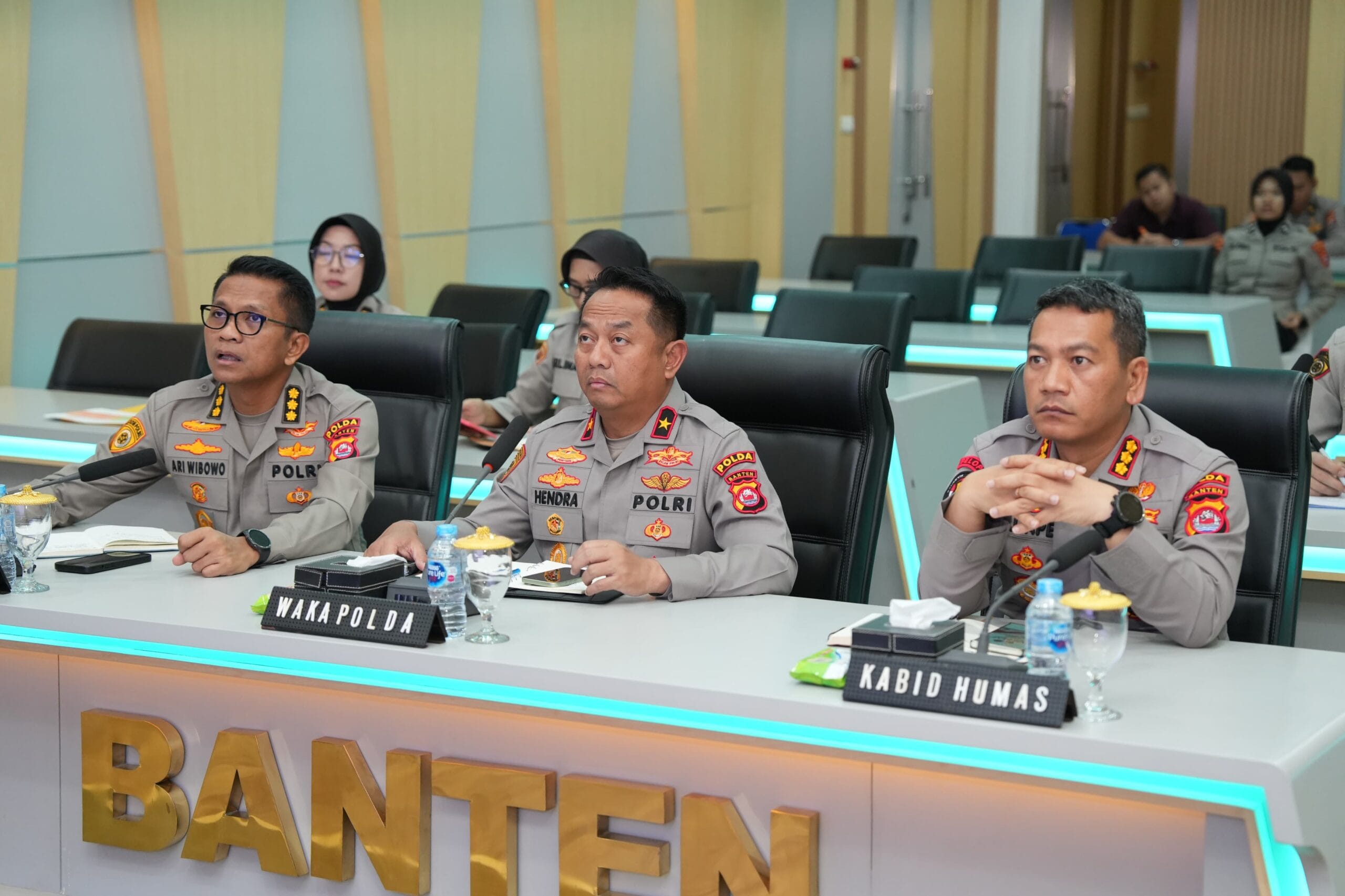 Rekrutmen Polri 2026 di Polda Banten terapkan prinsip BETAH, masyarakat diimbau waspada calo dan percaya kemampuan diri sendiri.