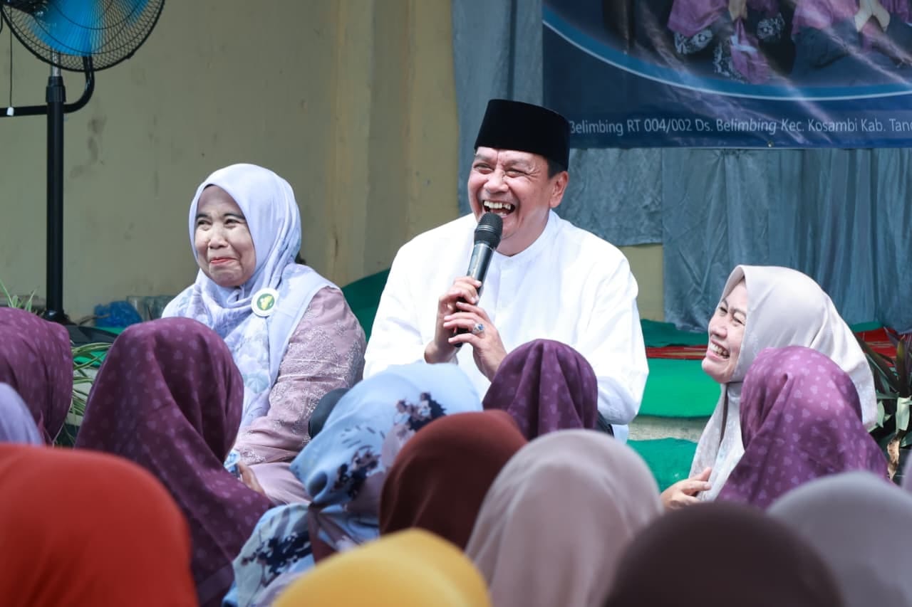 Bupati Tangerang mengapresiasi peran ibu-ibu majelis taklim yang dinilai strategis dalam membentuk generasi muda berakhlak mulia.