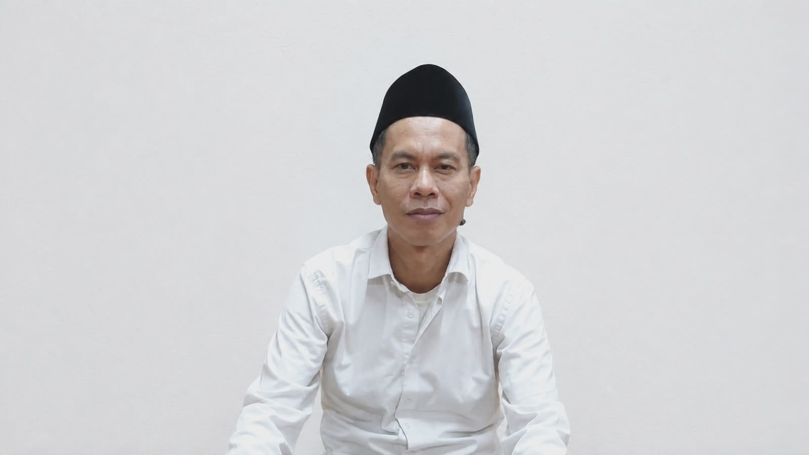 Makna ruhani haji dalam tasawuf TQN Suryalaya, perjalanan hati menuju Allah lewat akhlak, dzikir, dan kasih sayang.