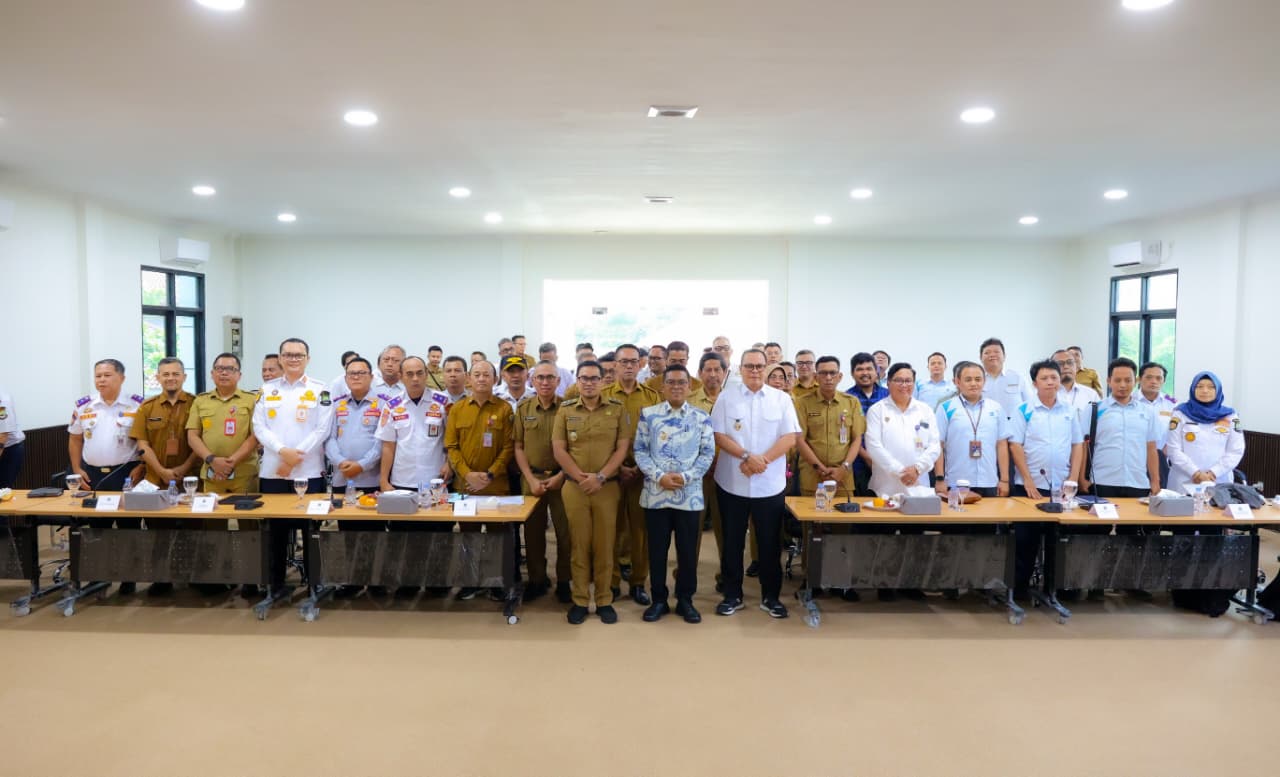 Pemkot Tangsel mendukung langkah Andra Soni mempercepat optimalisasi PJU di Banten demi keamanan dan pelayanan publik.
