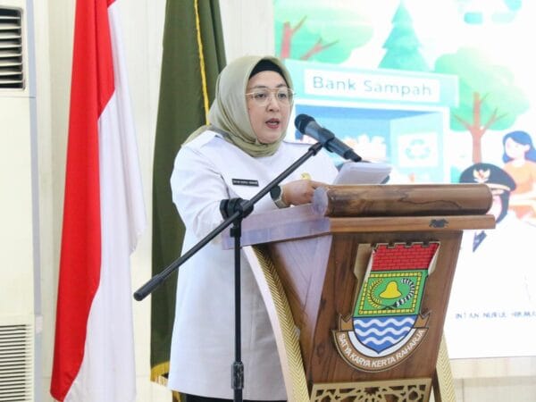 Wabup Intan Resmikan Bank Sampah Puspem, Dorong Perubahan Perilaku ASN