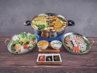 Famous Steamboat di Fame Hotel Gading Serpong Jadi Pilihan Kuliner Hangat Bersama Keluarga