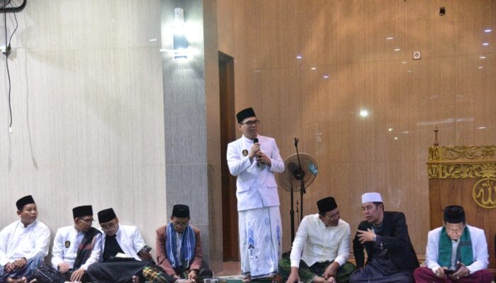 Diskominfo Tangsel memperkenalkan aplikasi Tangsel Mengaji berbasis AI untuk memudahkan pembelajaran Al-Qur'an dan ilmu Islam.