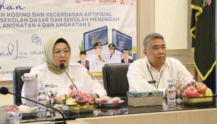 Wabup Intan menegaskan teknologi harus menjadi bagian transformasi pendidikan untuk mendukung pembelajaran digital.