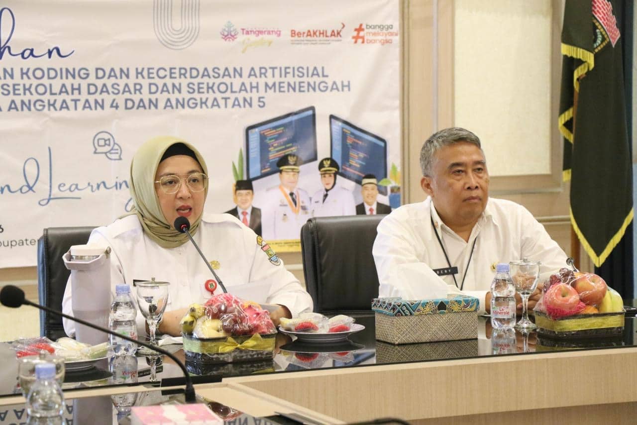 Wabup Intan menegaskan teknologi harus menjadi bagian transformasi pendidikan untuk mendukung pembelajaran digital.