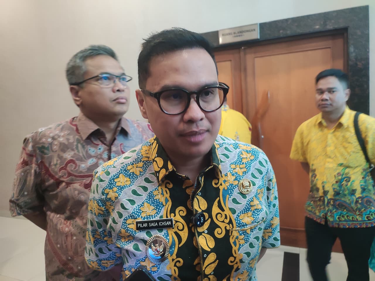 Pemkot Tangsel memperketat pemantauan harga bahan pokok dan distribusi pangan demi menjaga stabilitas inflasi jelang Idul Adha.