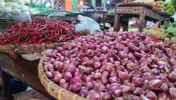 Pemkot Tangsel pastikan stok pangan aman jelang Idul Adha 2026 untuk antisipasi panic buying dan menjaga stabilitas pasar.