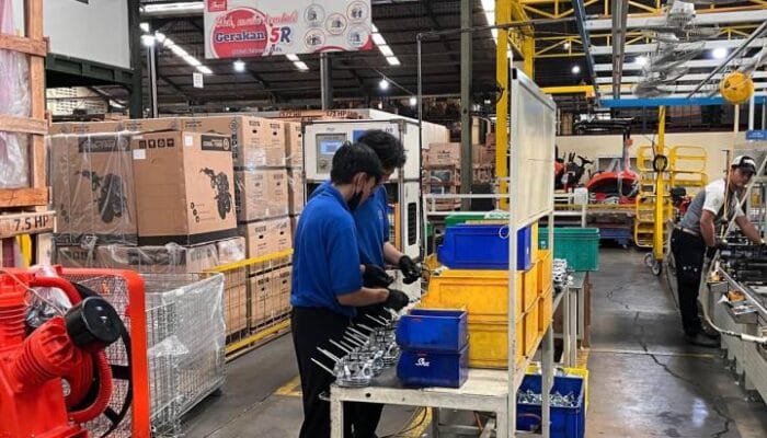 Disnaker Kota Tangerang menggelar program OJT 2026 untuk meningkatkan kompetensi tenaga kerja muda di perusahaan industri.