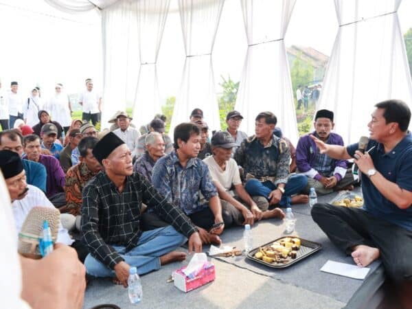 Dialog dengan Petani, Maesyal Rasyid Serap Aspirasi Bantuan Bibit dan Pupuk