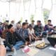 Maesyal Rasyid berdialog langsung dengan petani di Sepatan dan menampung aspirasi bantuan bibit hingga pupuk.