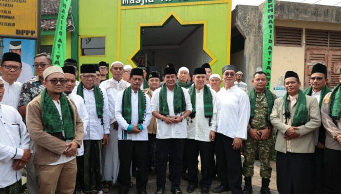 Renovasi Masjid At-Ta’awun di Panongan meningkatkan kapasitas jemaah dari 217 menjadi 327 orang dengan konsep bangunan vertikal.