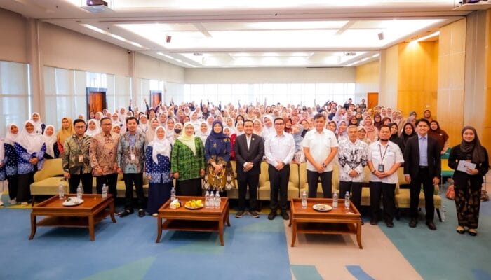 Pilar Saga meminta orang tua dan guru aktif mengawasi penggunaan gawai anak agar terhindar dari konten negatif.