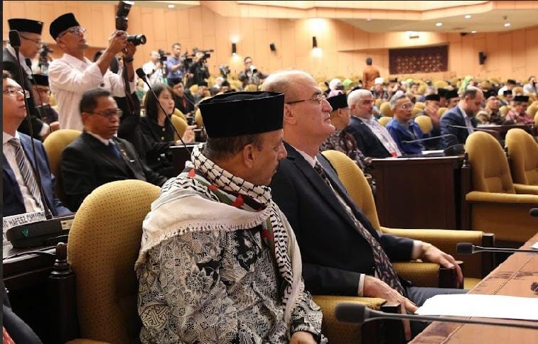 MUI, DPR, dan DPD RI gelar Dialog Antar Peradaban Internasional di Jakarta, serukan solidaritas global dan perdamaian dunia.