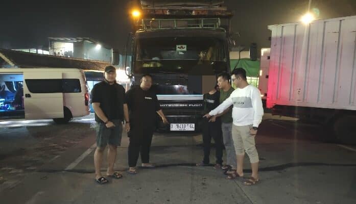 Tabrak lari di Cikupa yang menewaskan pesepeda terungkap. Polisi amankan sopir fuso dan kendaraan yang diduga terlibat.