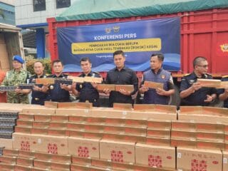 bea cukai banten bongkar penyelundupan rokok ilegal, 8,2 juta batang rokok ilegal diamankan di merak, potensi kerugian negara rp7,9 miliar berhasil diselamatkan