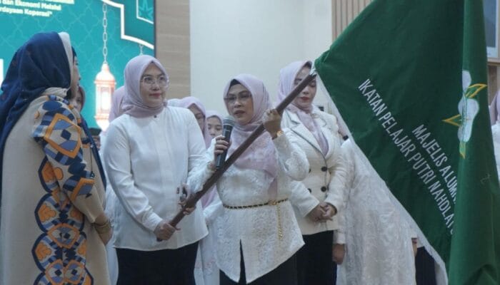 Majelis Alumni IPPNU meluncurkan Gerakan Perempuan Membangun Negeri untuk memperkuat peran perempuan dalam pembangunan nasional.