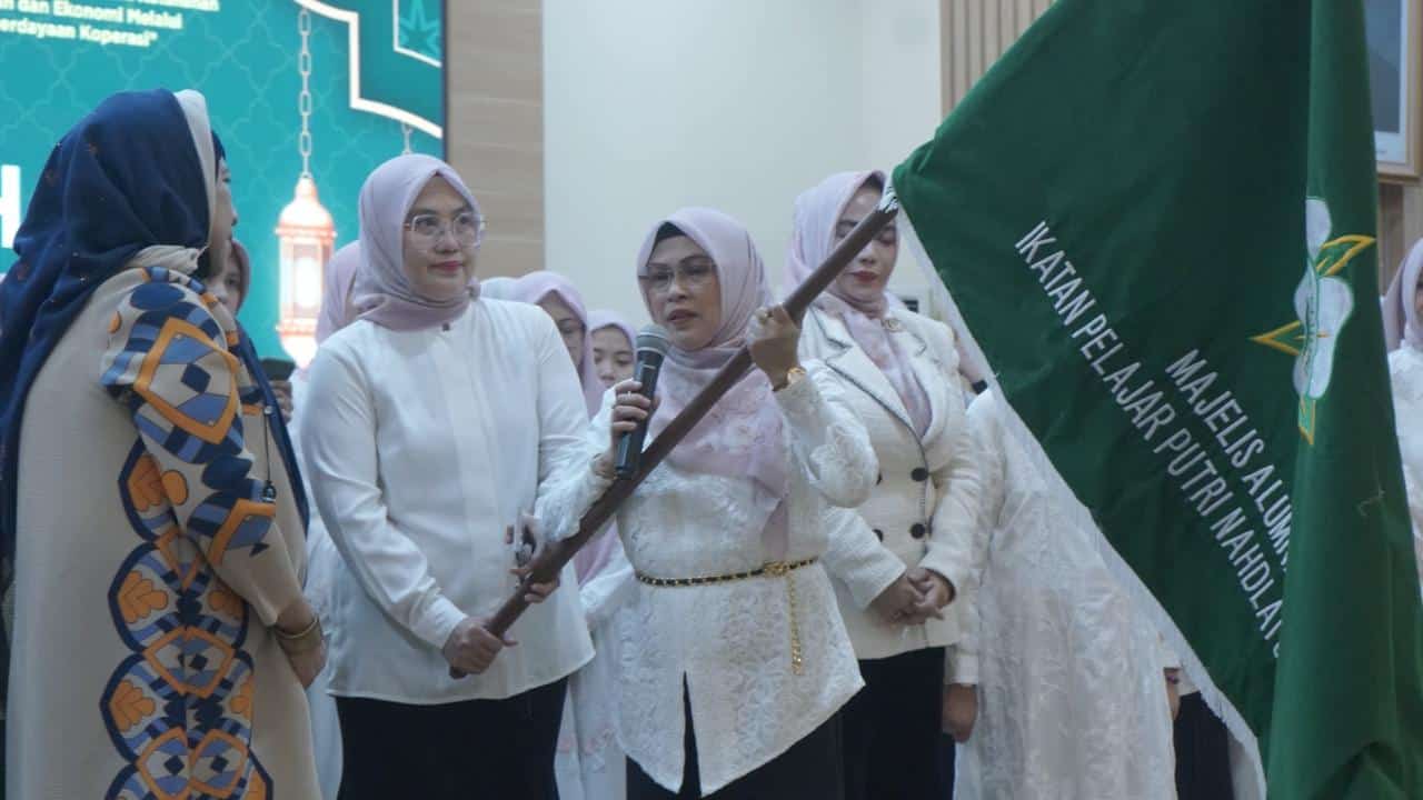 Majelis Alumni IPPNU meluncurkan Gerakan Perempuan Membangun Negeri untuk memperkuat peran perempuan dalam pembangunan nasional.