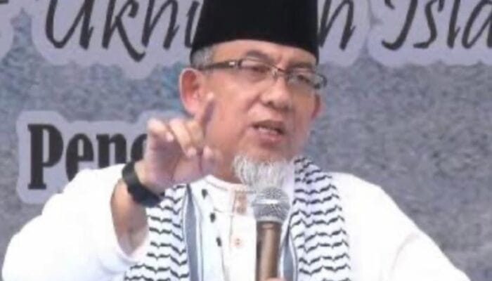 Menelusuri sejarah konflik Palestina-Israel, kontroversi Zionisme, serta perdebatan hukum, politik, dan kemanusiaan yang terus berlangsung.