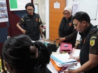 Kasus Dugaan Korupsi Dana BOP, Tim Pidsus Kejari Tangerang Geledah PKBM Indonesia Negeriku