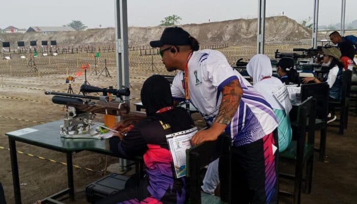 Kontingen menembak Kabupaten Tangerang juara umum Popda Banten 2026 setelah meraih 12 medali, termasuk 5 emas.