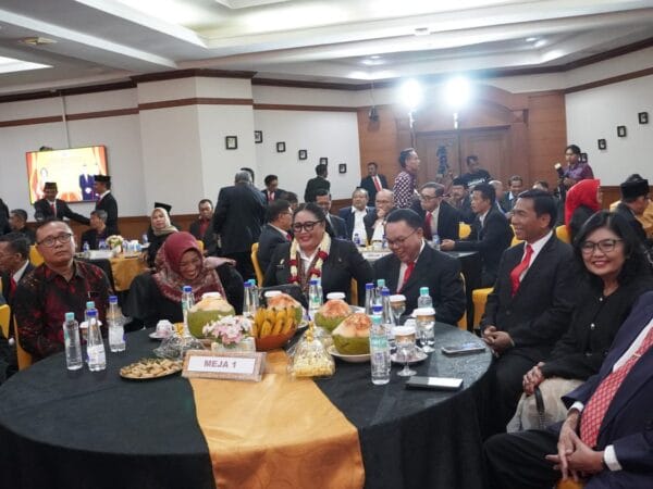 Gunungan Polowijo hingga Wayang Kulit Warnai Grebeg Suro IKG 2026 di Tangerang