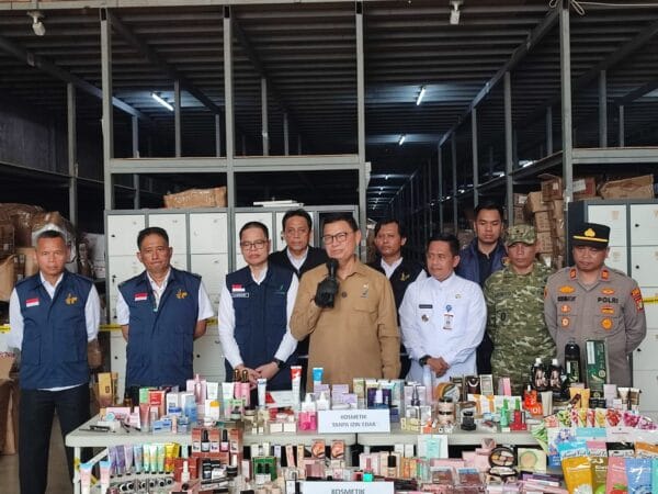 BPOM Ungkap Jalur Distribusi Kosmetik Ilegal dari Gudang Kelapa Dua ke Marketplace Online