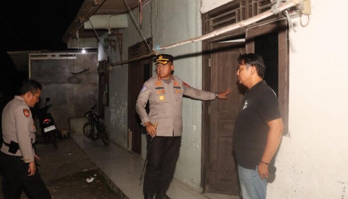 Polresta Tangerang memeriksa saksi dan barang bukti untuk mengungkap kematian seorang pedagang cilok yang ditemukan tewas di Cikupa.