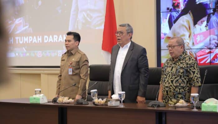 Diskominfo Tangsel menggandeng Prof Onno W. Purbo untuk mempercepat adopsi AI dan meningkatkan kapasitas ASN di lingkungan pemerintah.