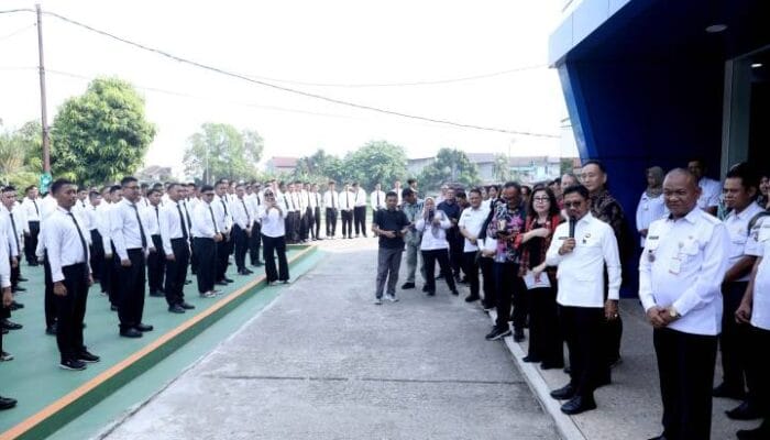 Peluang kerja di Jepang semakin terbuka. Pemkot Tangerang mendorong generasi muda meningkatkan kompetensi dan kemampuan bahasa.