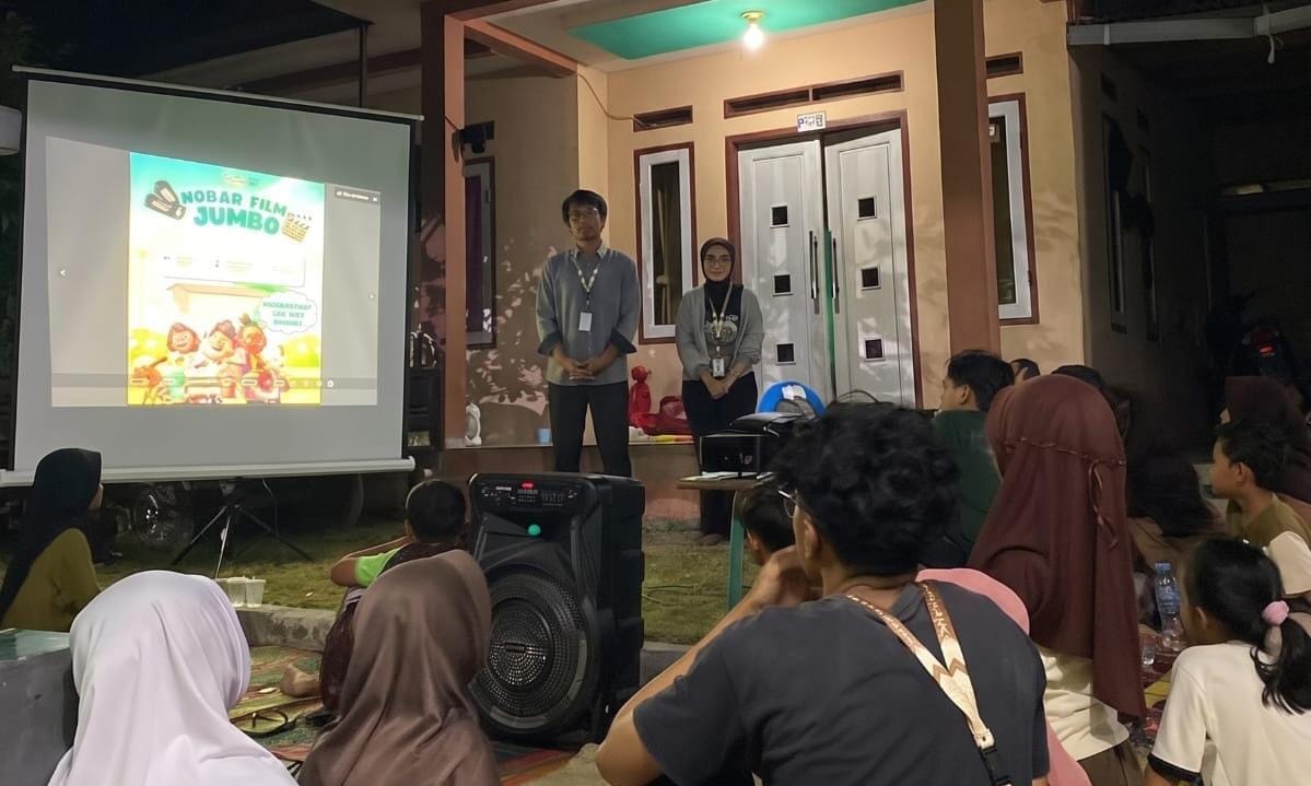 Kukerta 58 UIN SMH Banten menggelar nobar film Jumbo untuk Hari Anak Nasional 2026, menghadirkan hiburan edukatif dan karakter.