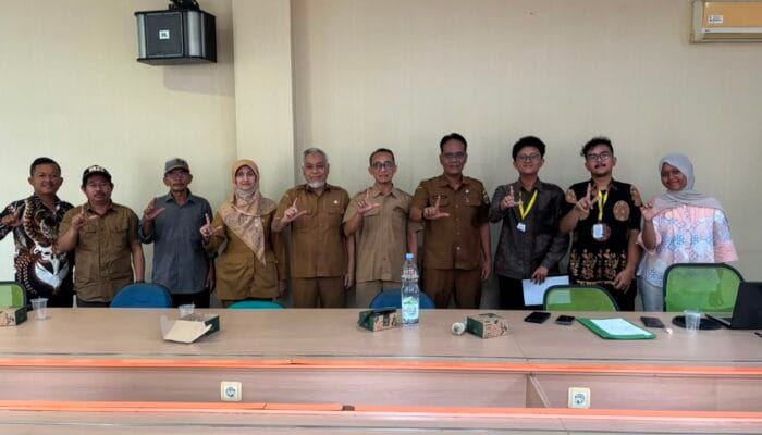 KKN-PPM UGM Rampak Mancak, konflik agraria Kampung Pasir Peteuy, audiensi DLHK Provinsi Banten