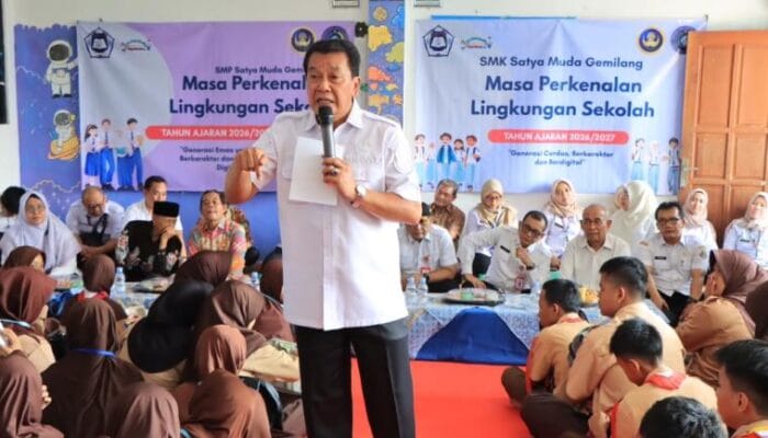 Bupati Tangerang mengingatkan pentingnya disiplin serta hormat kepada guru dan orang tua selama pelaksanaan MPLS.