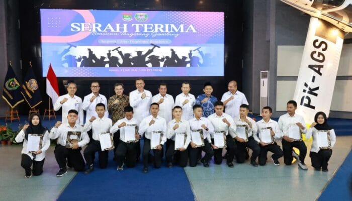Program Beasiswa Tangerang Gemilang dorong peningkatan SDM unggul melalui pendidikan tinggi sektor transportasi.