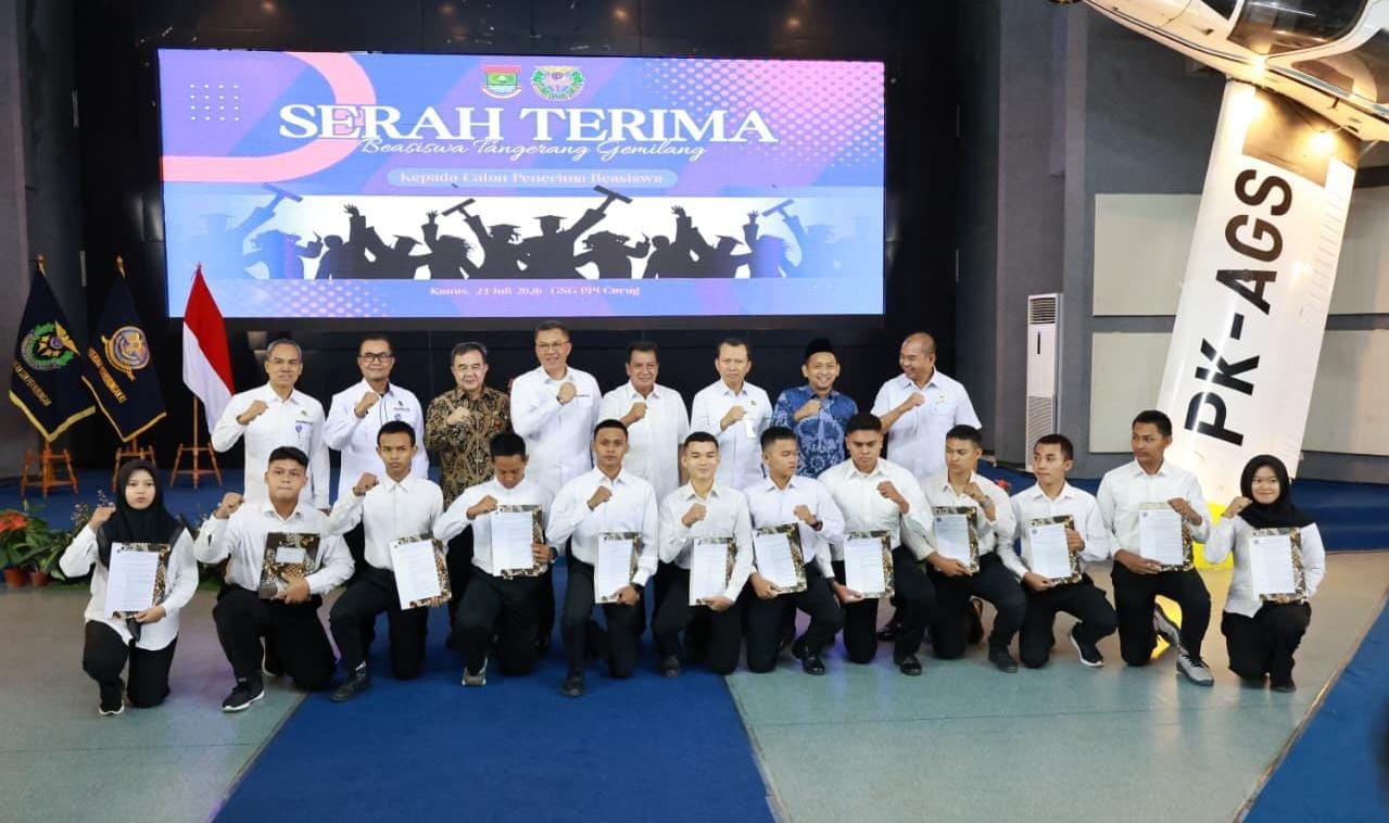 Program Beasiswa Tangerang Gemilang dorong peningkatan SDM unggul melalui pendidikan tinggi sektor transportasi.