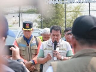Maesyal Rasyid Ajak Masyarakat Salat Istisqa dan Berdoa agar Kebakaran TPA Jatiwaringin Segera Padam