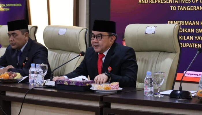 Sekda Kabupaten Tangerang menegaskan komitmen membangun pendidikan berwawasan global saat menerima delegasi Korea Selatan.